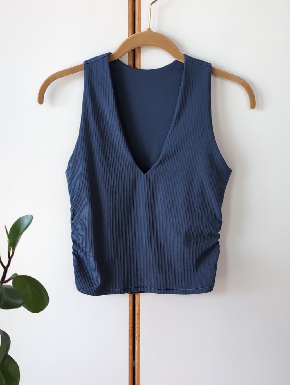 Lululemon All It Takes V-neck Tank 6 Ribbed Nulu Blue Twill